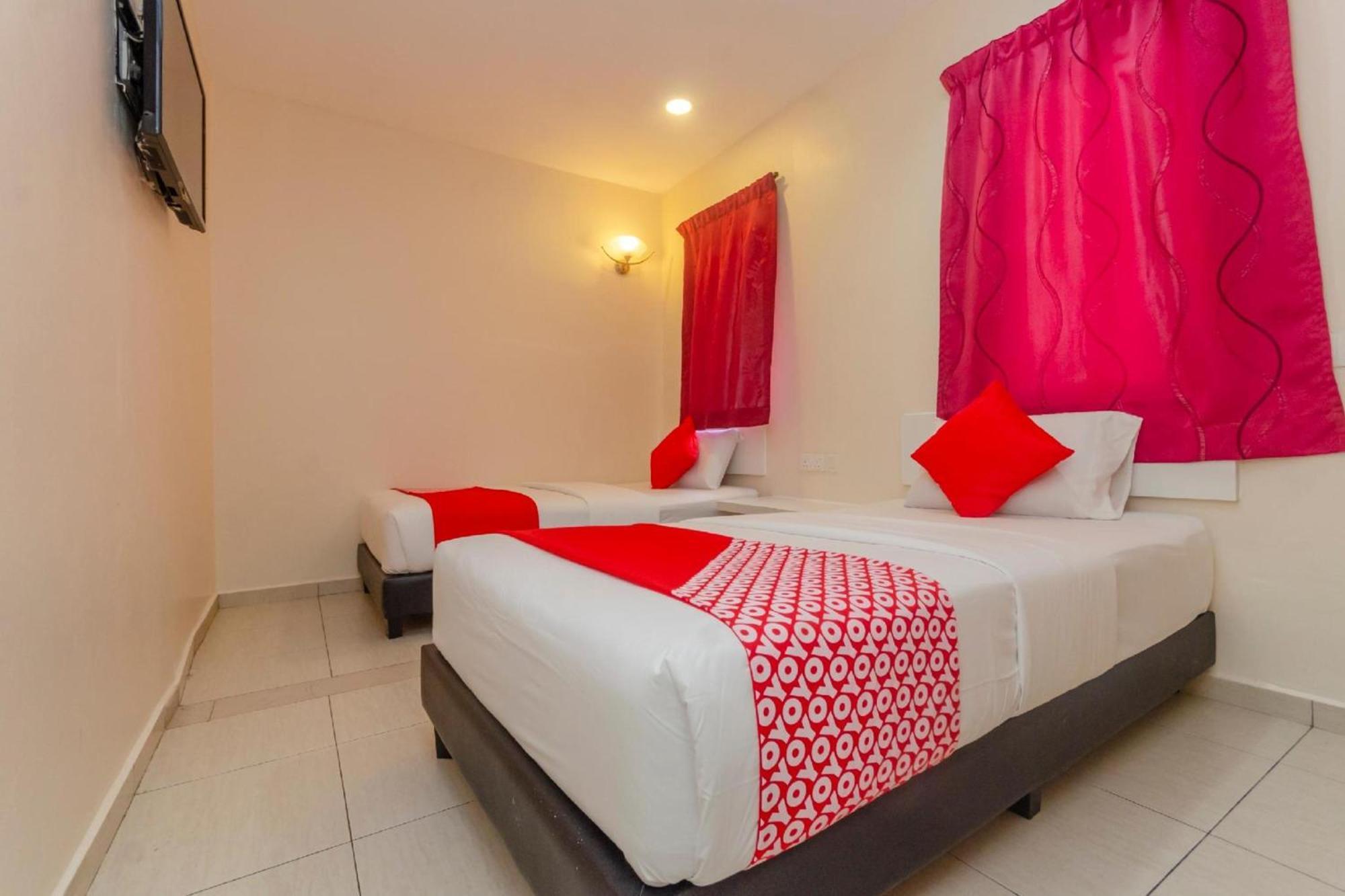 Skudai Hotel Exterior photo